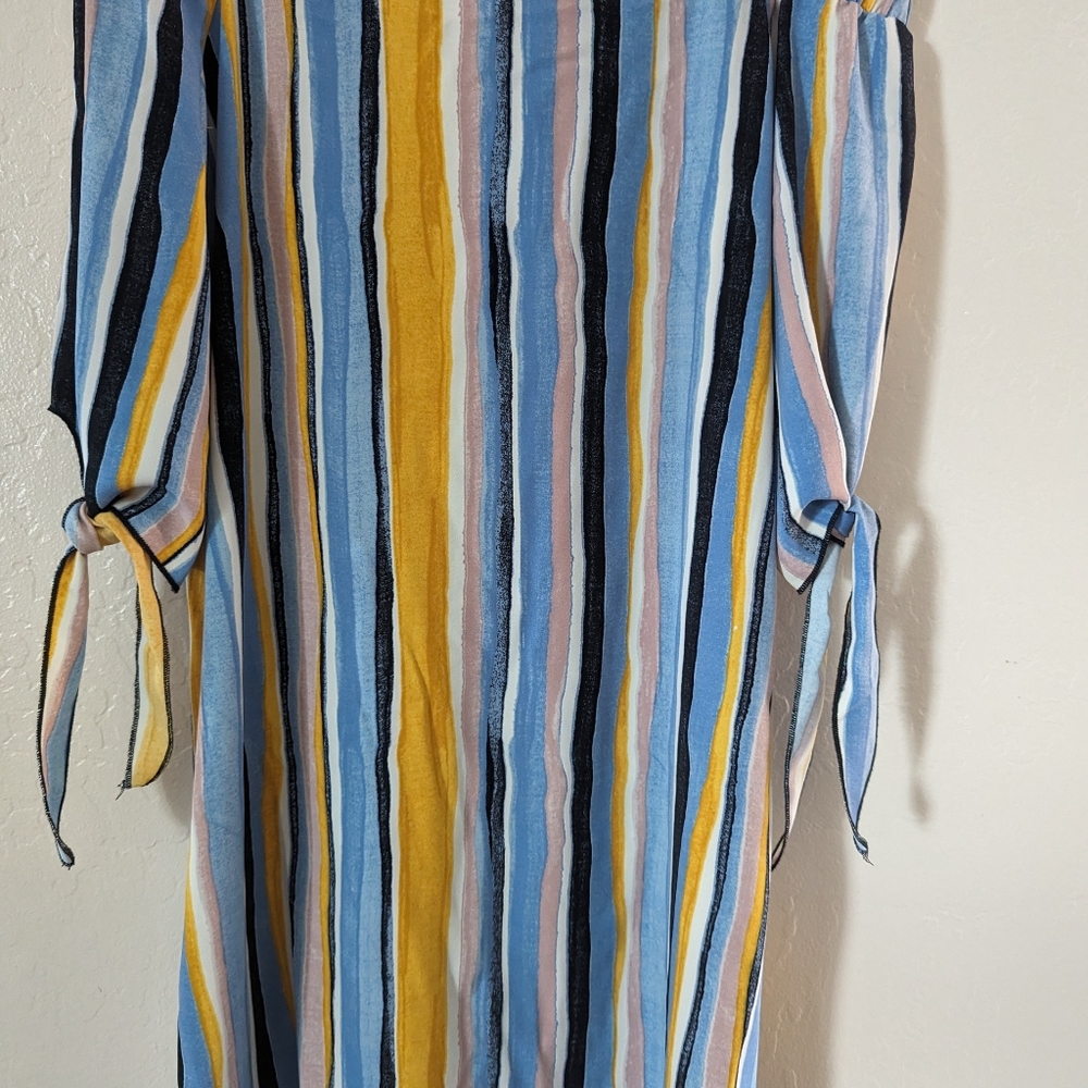Dress - Picture 3 of 7